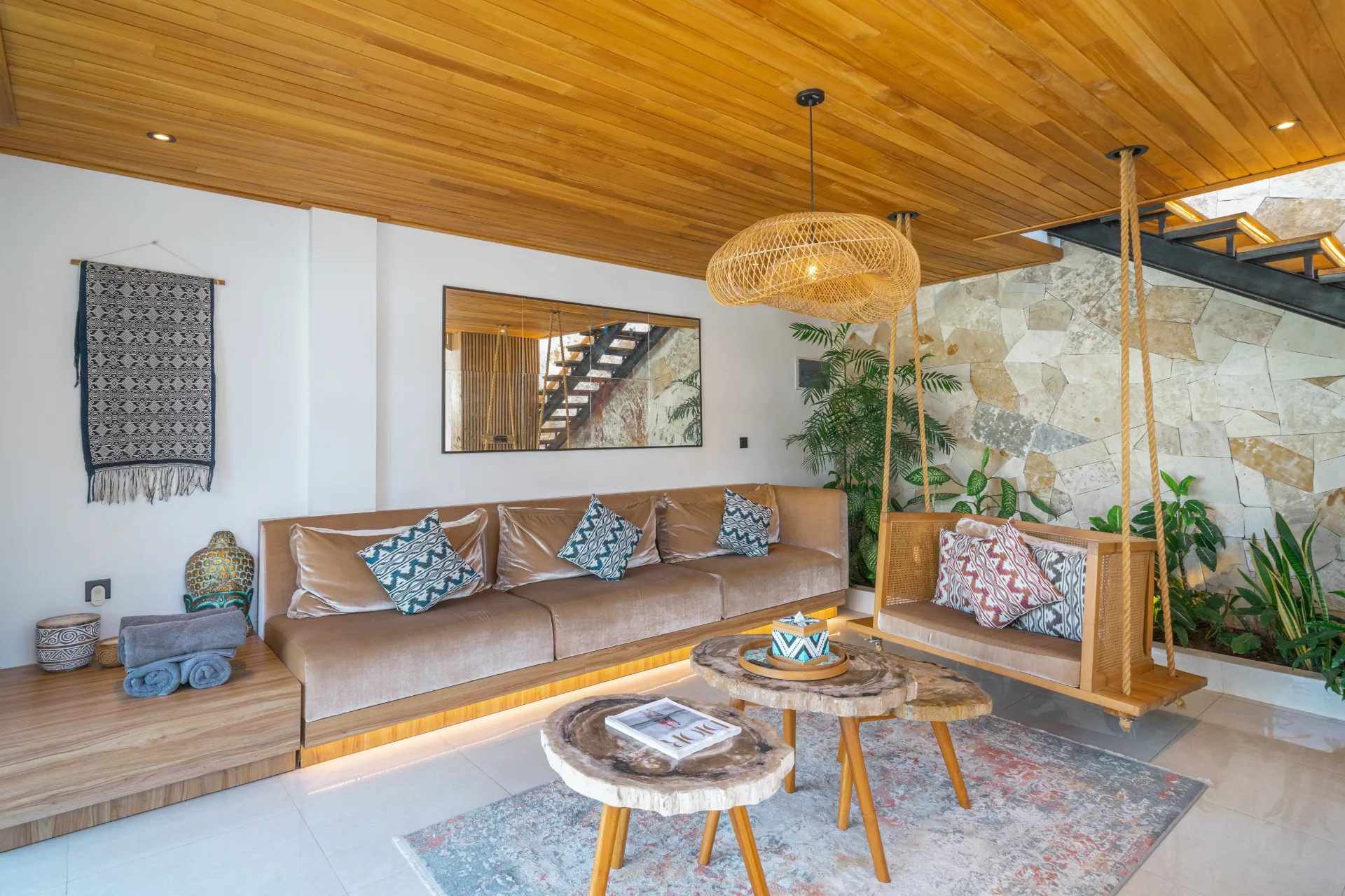 Villa Arunika - Stylish tropical 2BR Villa close to Nyanyi beach, 2-bed villa for rent in Tabanan – photo 12 of 15