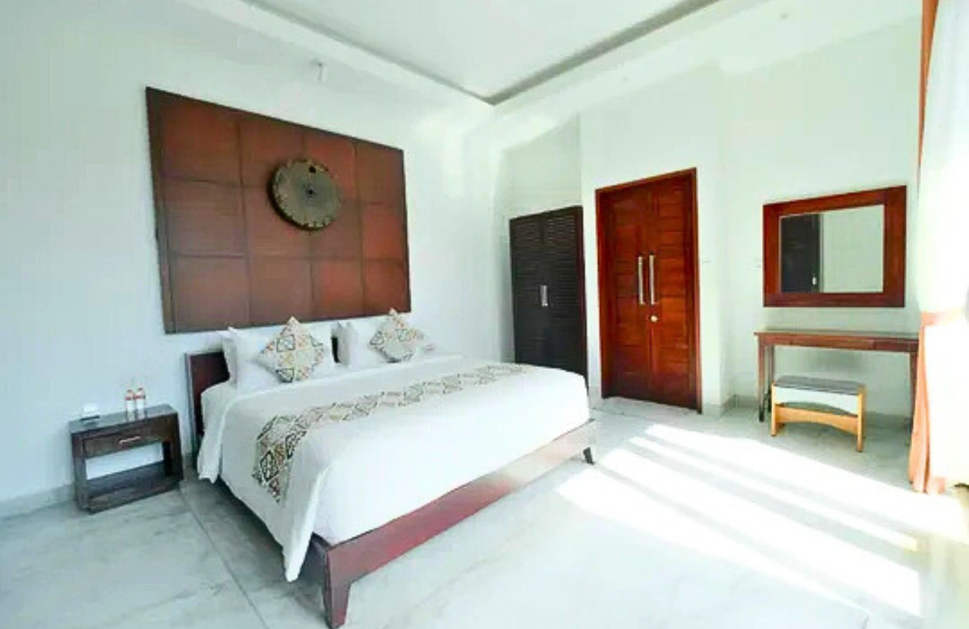 5BR in Canggu - Villa Estetika, 5-bed villa for rent in Canggu – photo 2 of 15