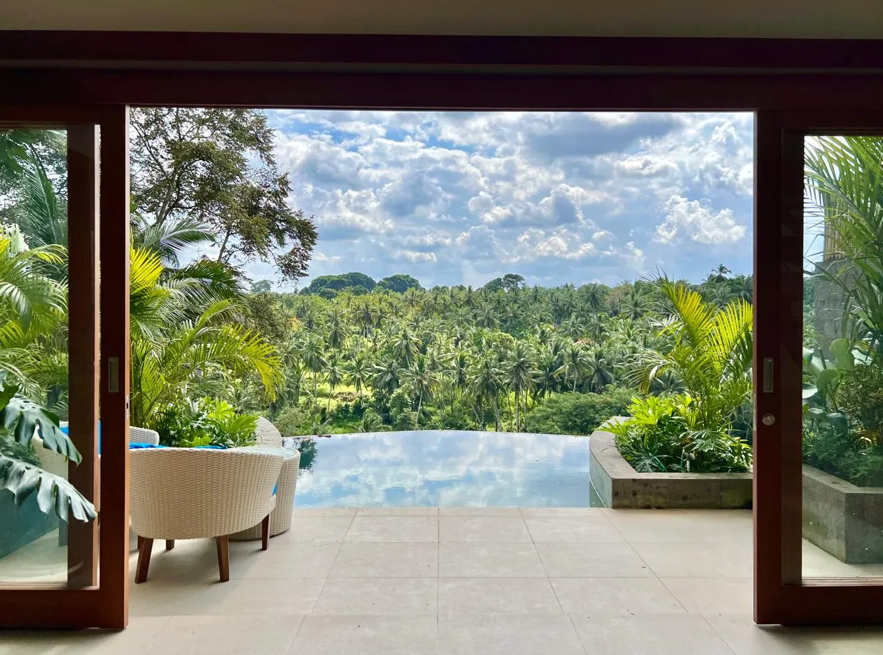 Ridgeline 1BR Villa w/ Rooftop Patio and River Views, 1-bed villa for rent in Ubud – photo 10 of 15
