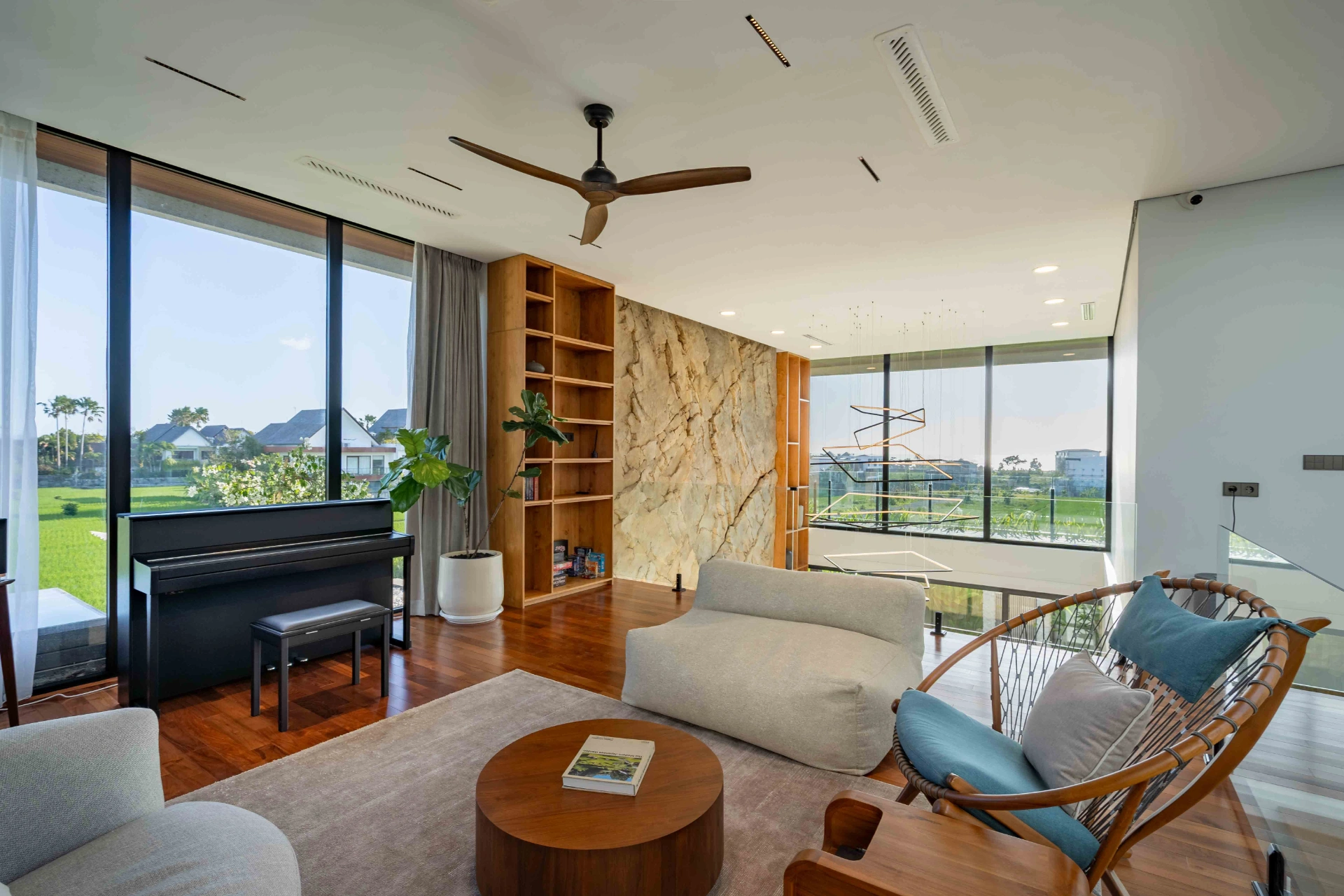 3BR Villa with Coastal Luxury Living in Cemagi, 3-bed villa for rent in Canggu – photo 10 of 15