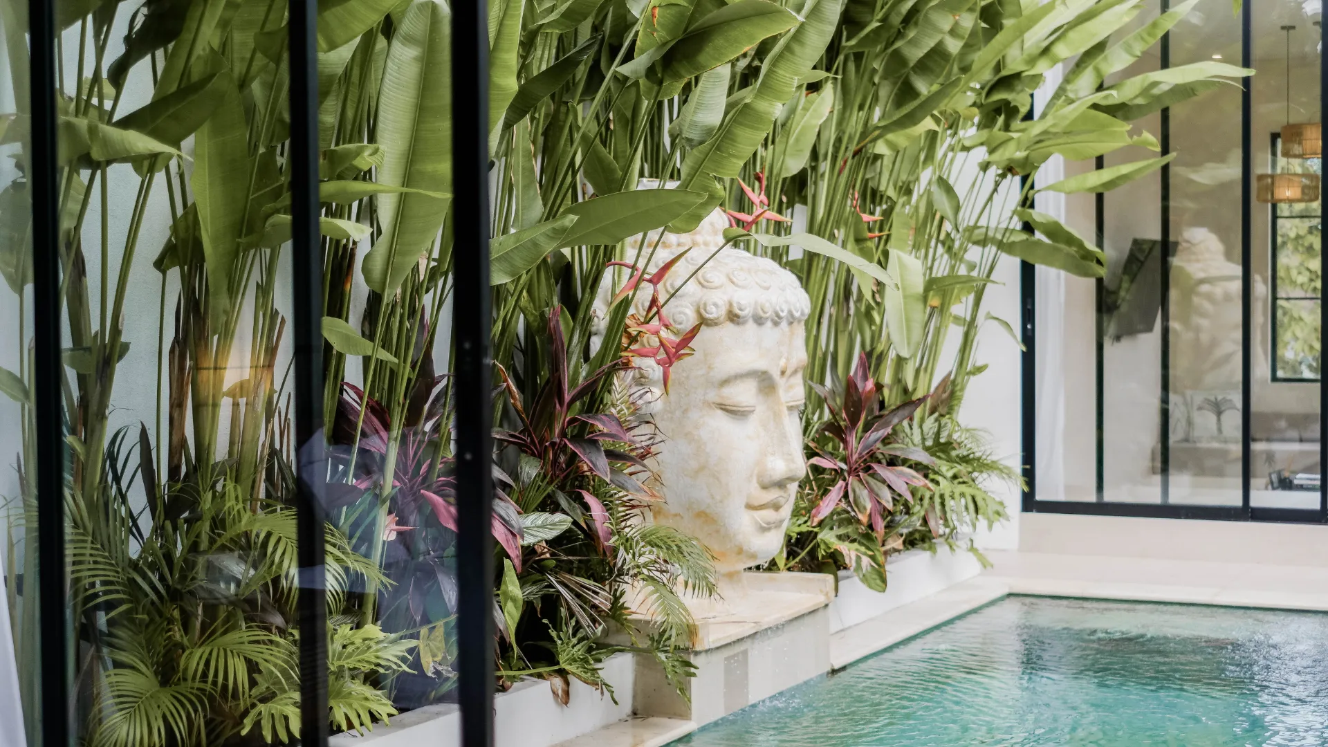 Designer Villa with Infinity Pool • Near Dreamland, 2-bed villa for rent in Uluwatu – photo 9 of 15