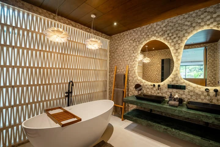 Villa For Rent 6 Bed In Pererenan,Badung Bali, 6-bed villa for rent in Pererenan – photo 11 of 15