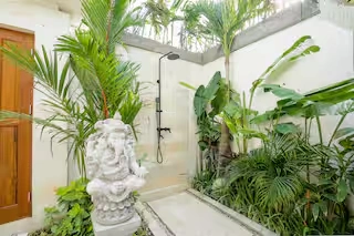 Luxury 3BR Pool Villa • 5 Mins to Finns & Atlas, 3-bed villa for rent in Canggu – photo 8 of 15