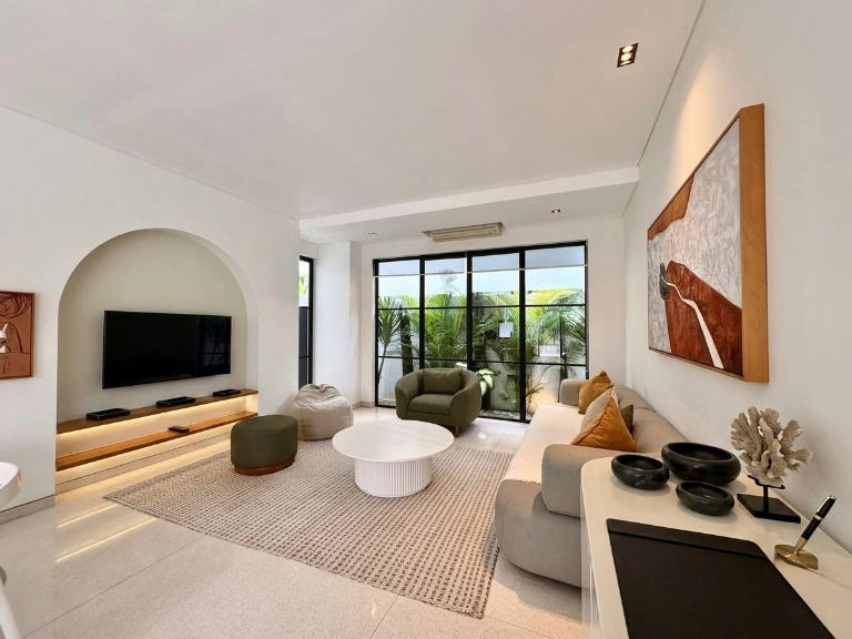 Modern 3-bedroom Villa for Rent in Bumbak, Umalas – Prime Long-term Living, 3-bed villa for rent in Canggu – photo 11 of 15