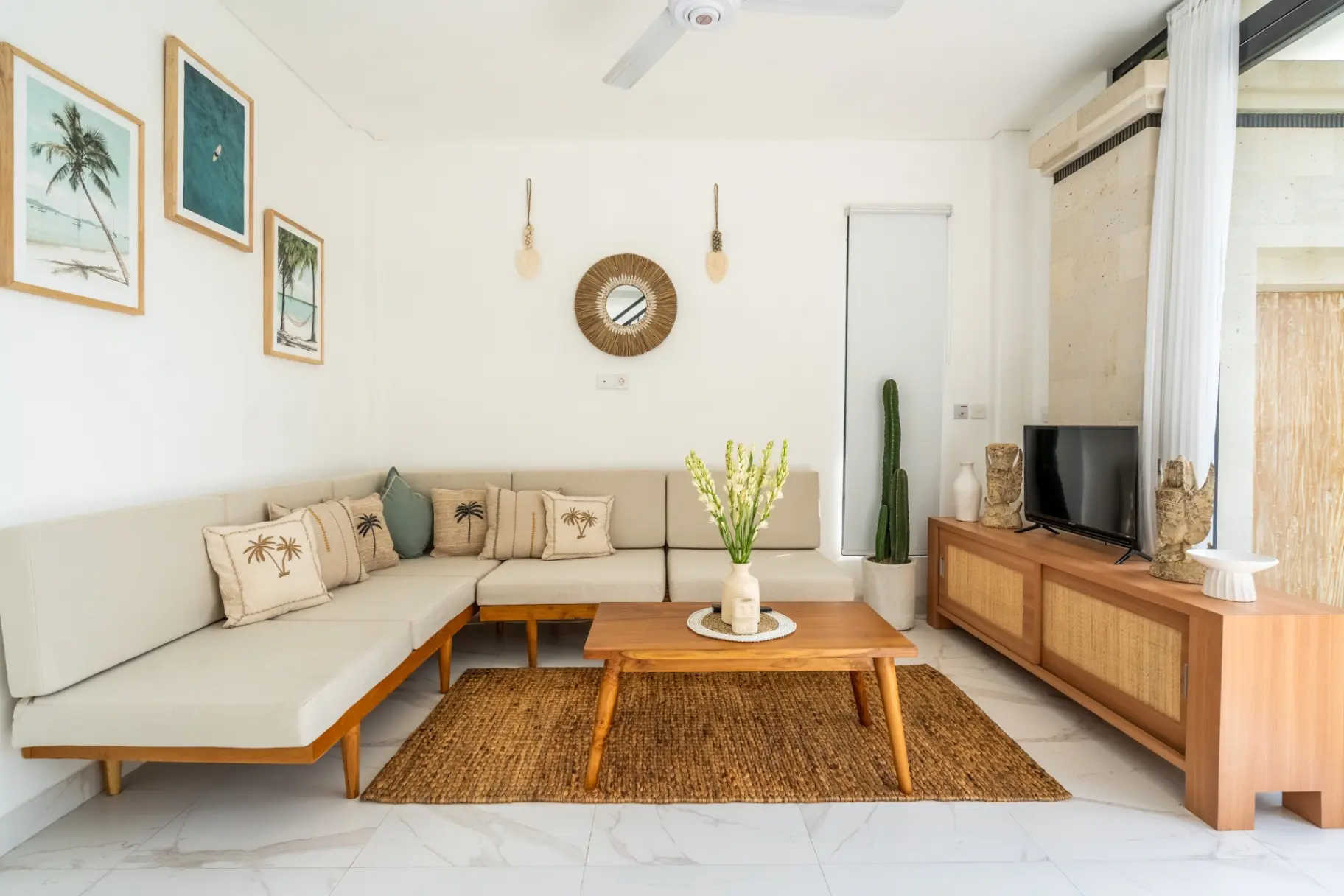 3,2 Km from Echo Beach Canggu 2 Bedrooms - Yoda Villa, 2-bed villa for rent in Canggu – photo 2 of 15