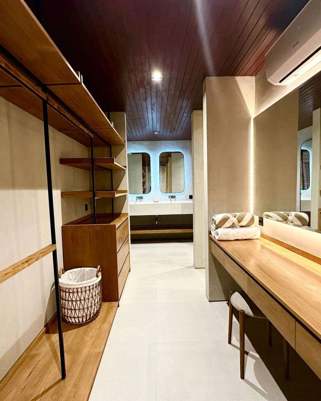 Vila Cove - Modern Luxury 4-Bedroom Villa in Central area of Canggu, 4-bed villa for rent in Canggu – photo 13 of 15