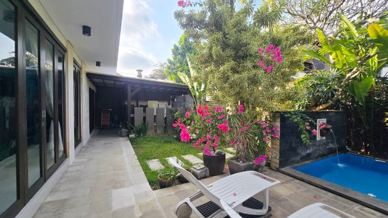 Villa For Rent 3 Bed In Berawa,Badung Bali, 3-bed villa for rent in Canggu – photo 8 of 15
