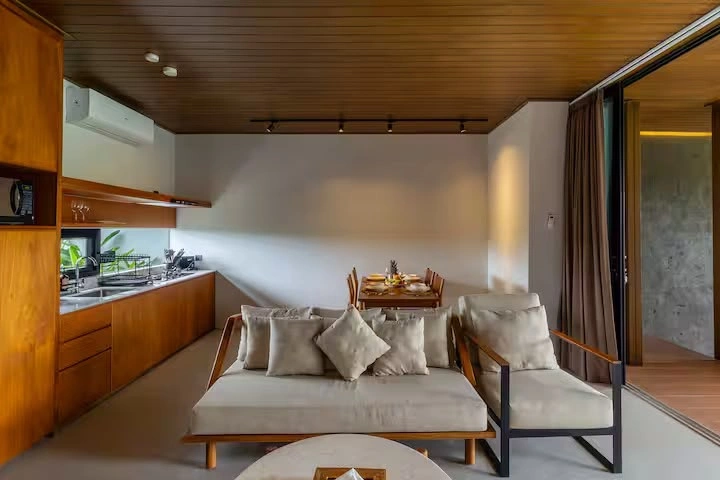 Luxury 3 Bedroom Private Pool Villa in Canggu, 3-bed villa for rent in Canggu – photo 7 of 15