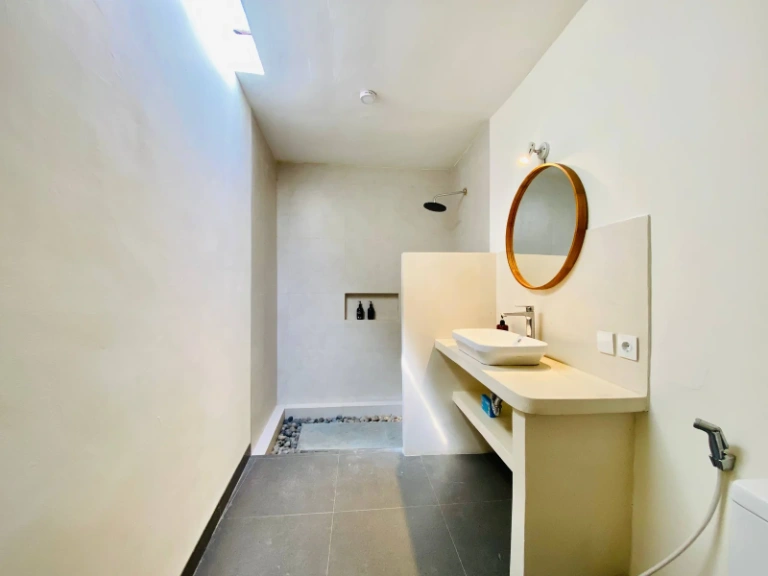 3 Bedroom Villa for Yearly Rent in Canggu, 3-bed villa for rent in Canggu – photo 5 of 15