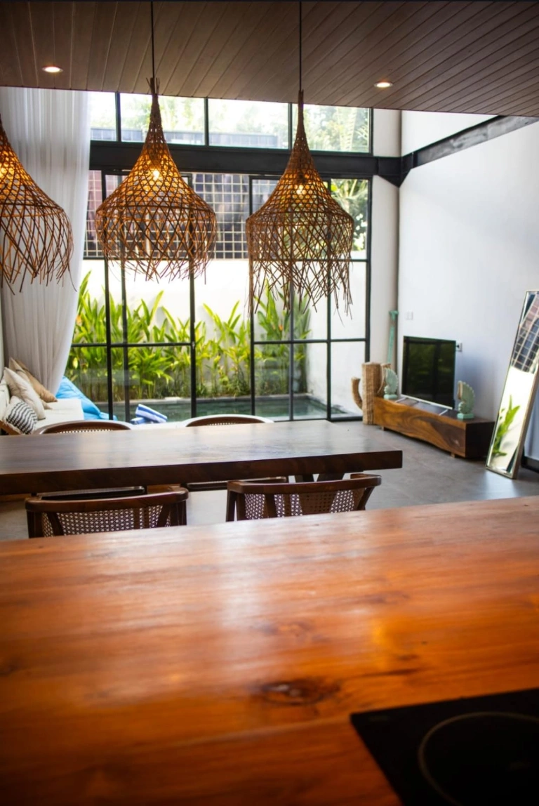 Modern 1-Bedroom Villa in Canggu - Walking to Batu Belig Beach, 1-bed villa for rent in Canggu – photo 2 of 5