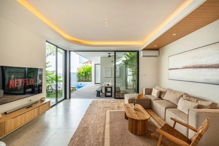 3BR Brand New Villa Cemagi, 3-bed villa for rent in Seseh – photo 11 of 15