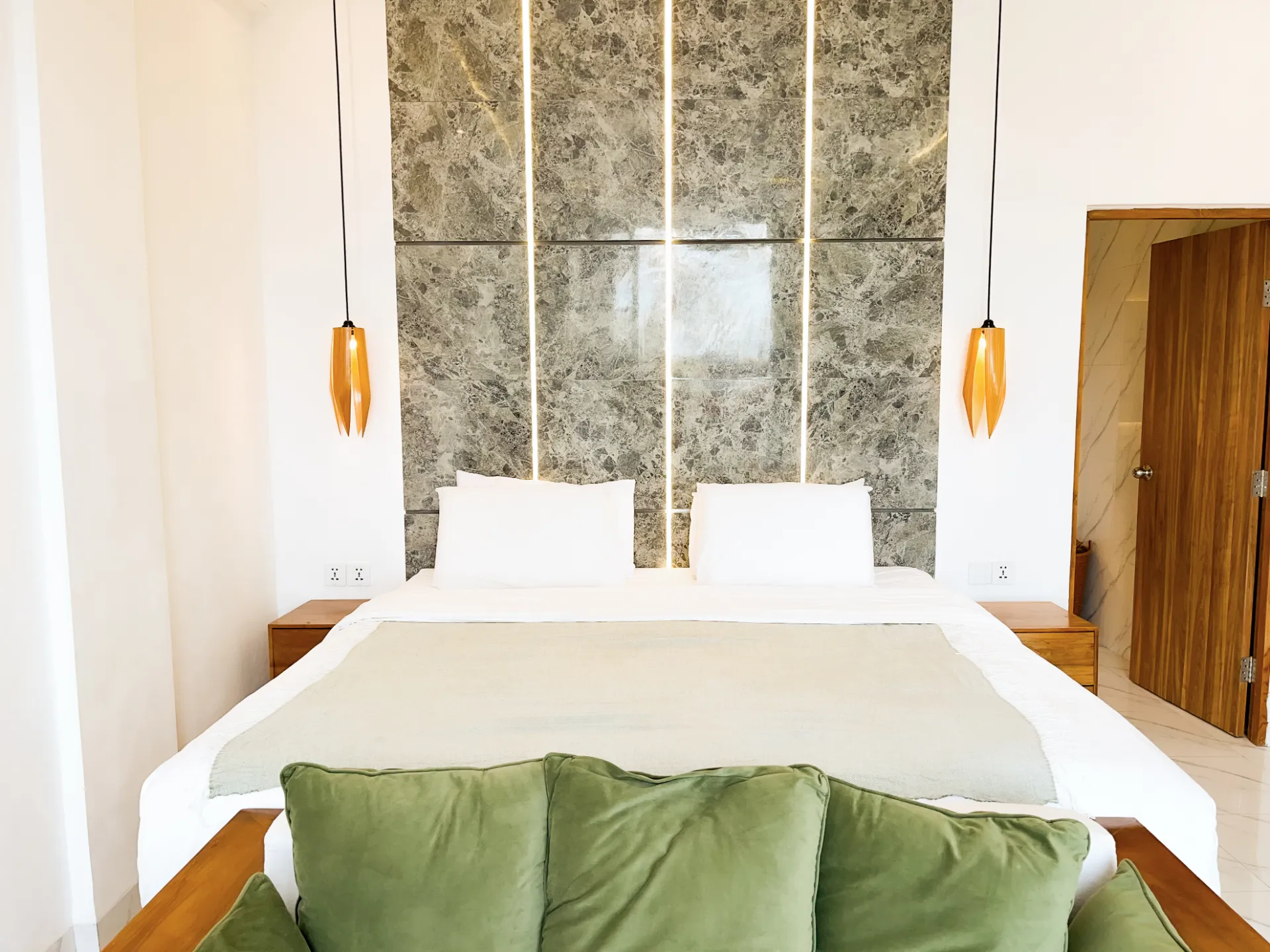 Chic 3BR Apartment at Seminyak - Loft 360 'Unit Canggu', 3-bed villa for rent in Seminyak – photo 12 of 12