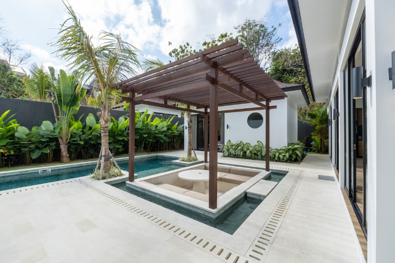 Villa Serene - 3BR in Uluwatu | Private Swimming Pool, 3-bed villa for rent in Uluwatu – photo 4 of 15