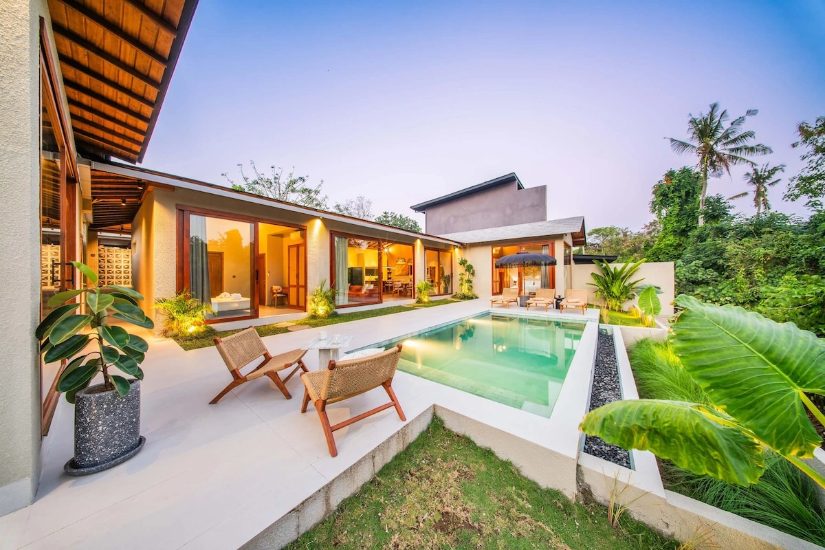 Akami 4BR Private Pool Villa in Pererenan, 4-bed villa for rent in Pererenan – photo 3 of 15