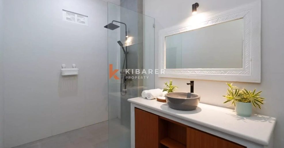Fully Furnished Three-Bedrooms Villa With Rooftop in Padonan, 3-bed villa for rent in Canggu – photo 7 of 13