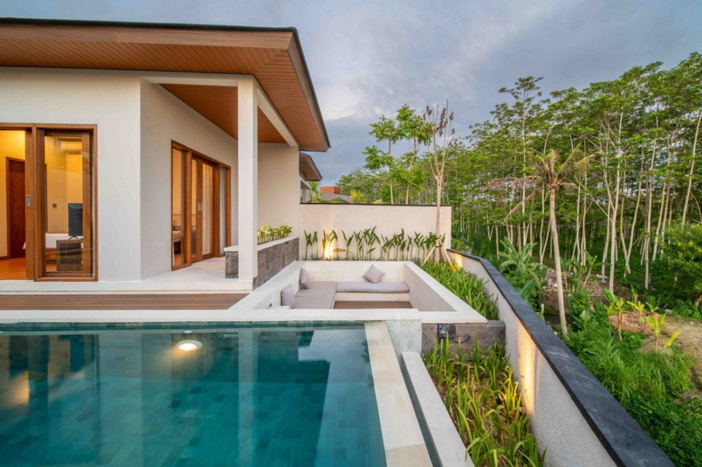 2-Bedroom Villa with Rice Fields View – Tumbak Bayuh, 2-bed villa for rent in Pererenan – photo 4 of 14