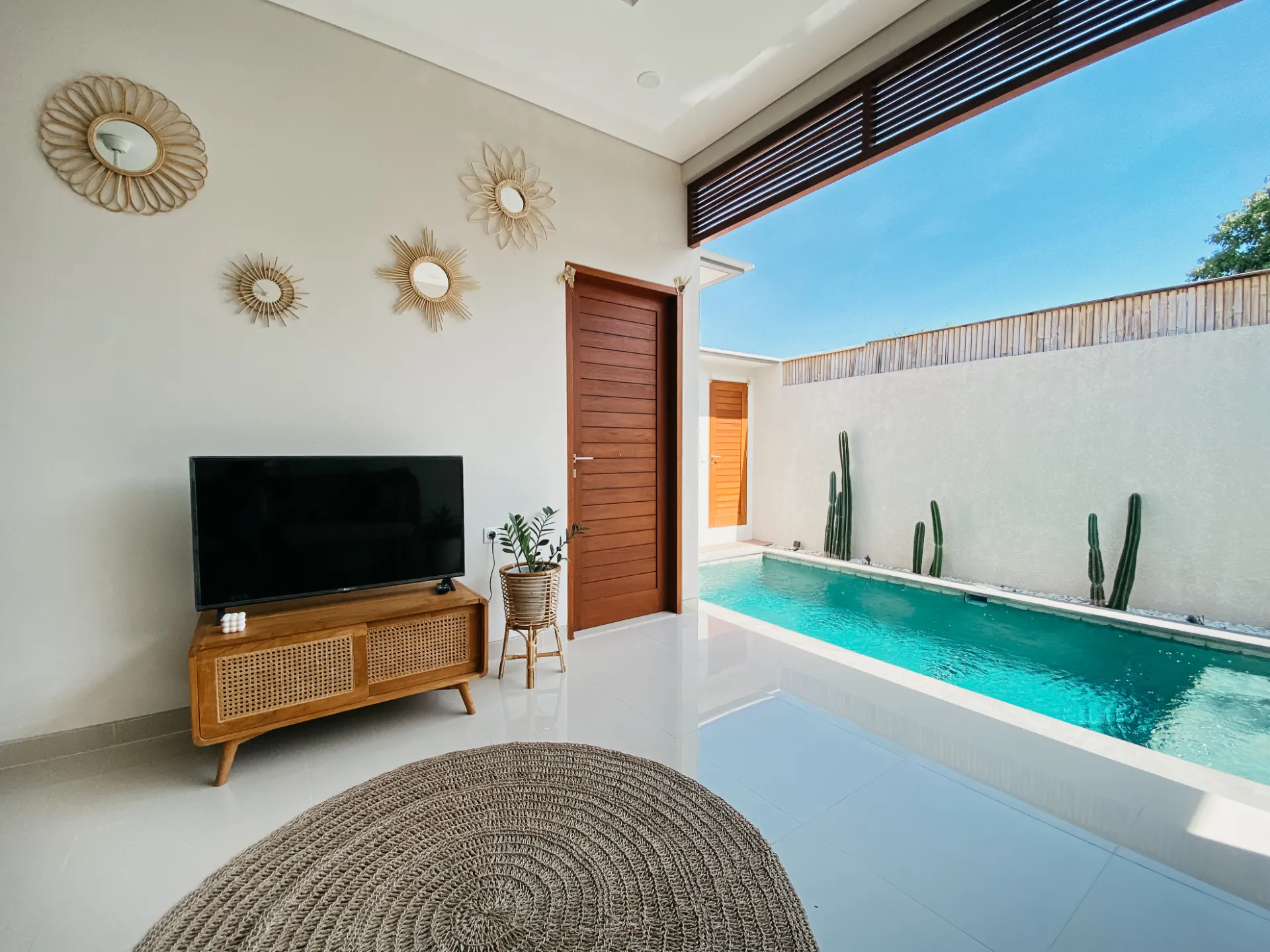 2BR Villa Ann Modern–tropical, 2-bed villa for rent in Seminyak – photo 2 of 15
