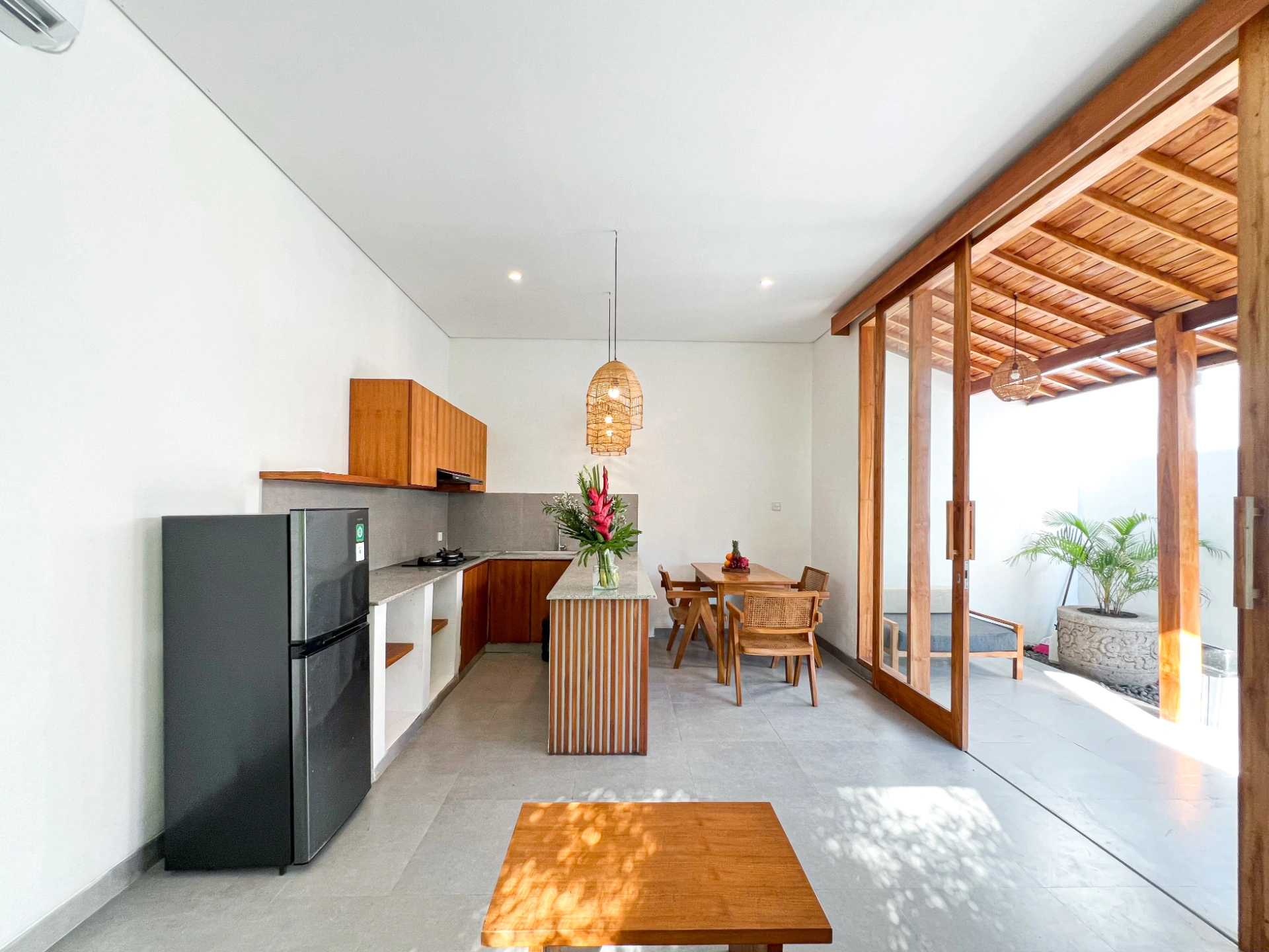 1 Bedroom Villa Damar 4 | Seseh | 5 Minutes From Beach, 1-bed villa for rent in Seseh – photo 8 of 15