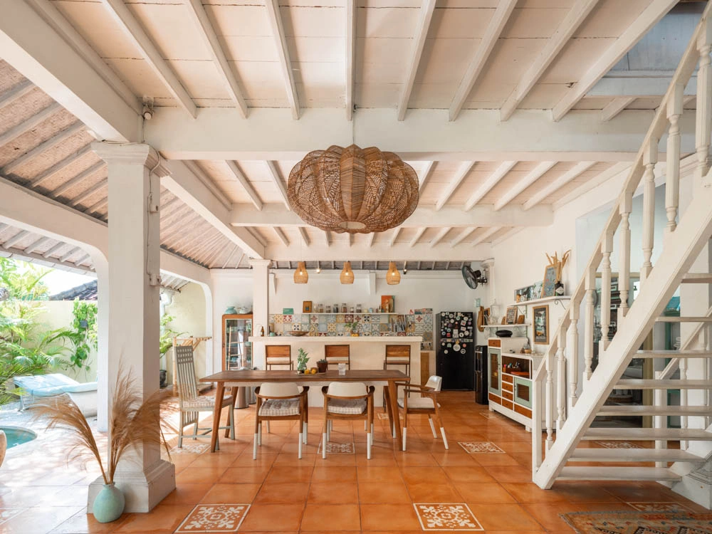 Charming 2-BR Villa 300 Meters From the Beach, 2-bed villa for rent in Canggu – photo 4 of 15