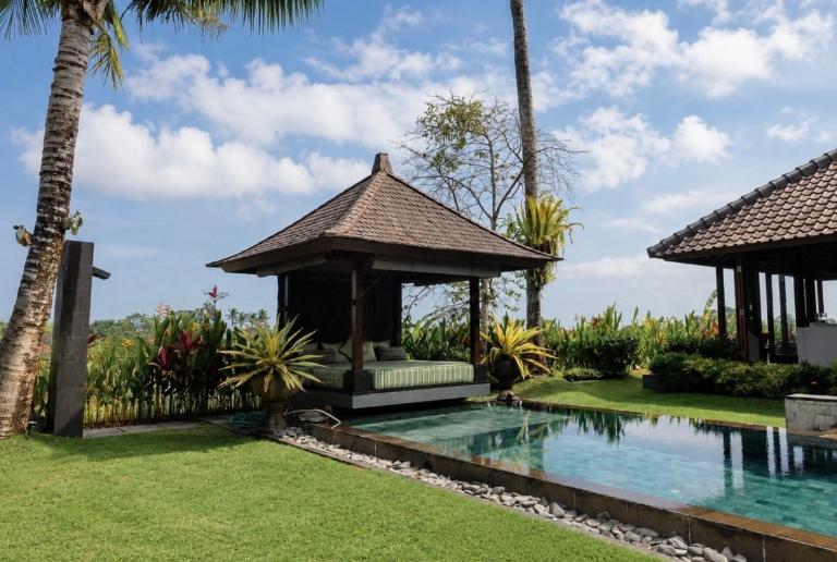 Private 4-Bedroom Villa in Kaba-Kaba, Bali | Quiet, luxurious living, 4-bed villa for rent in Seseh – photo 12 of 15