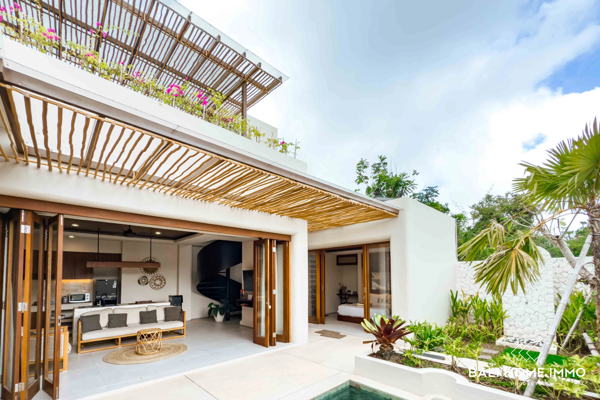 Beautiful 2 Bedrooms Villa for Rent & Sale in Ungasan, 2-bed villa for rent in Uluwatu – photo 3 of 15