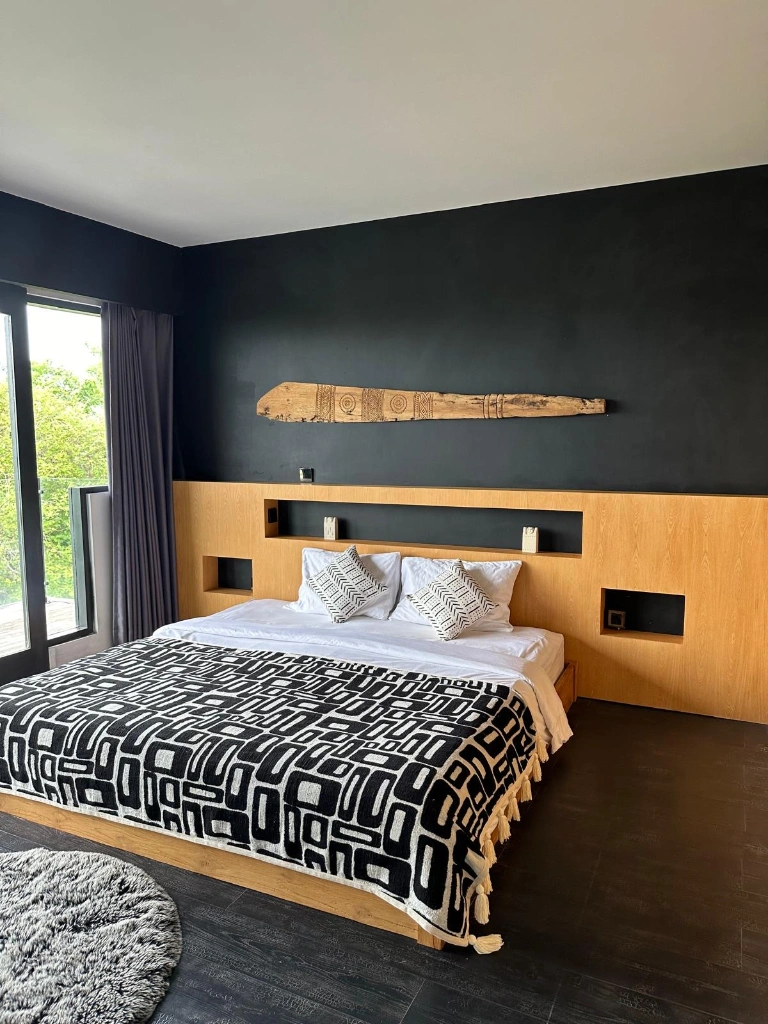 Spacious 6BR Villa w/ Rooftop Patio and Ocean Views, 6-bed villa for rent in Uluwatu – photo 15 of 15