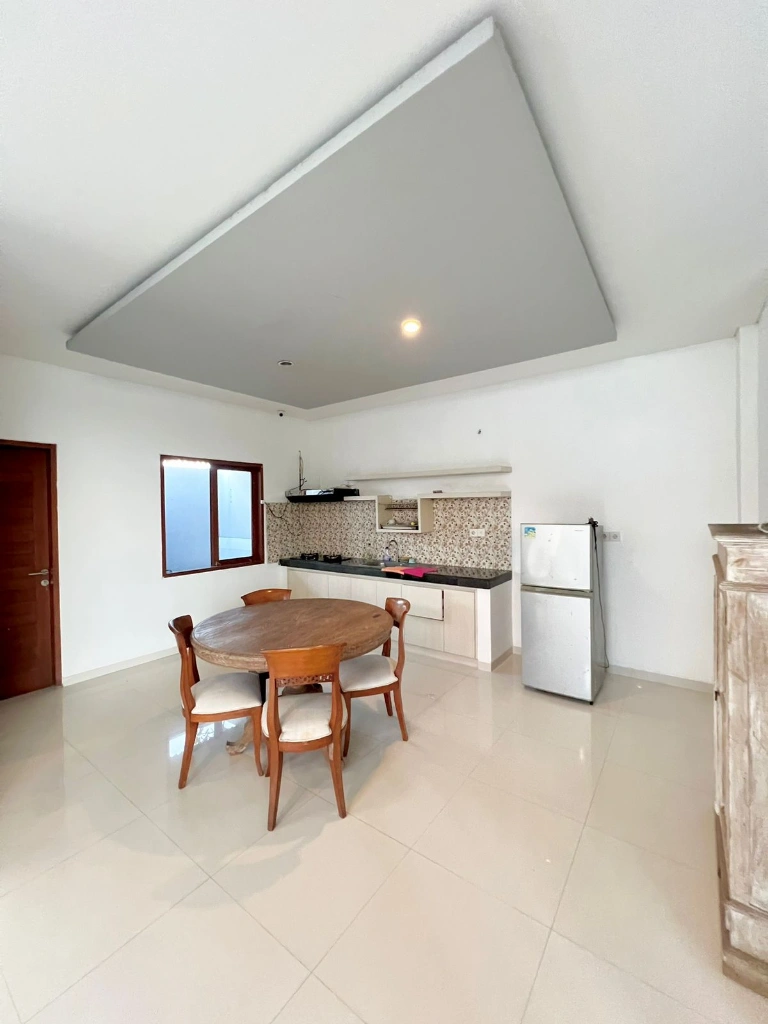4 Bedrooms Villa in Canggu for Yearly & Leasehold, 4-bed villa for rent in Canggu – photo 7 of 15
