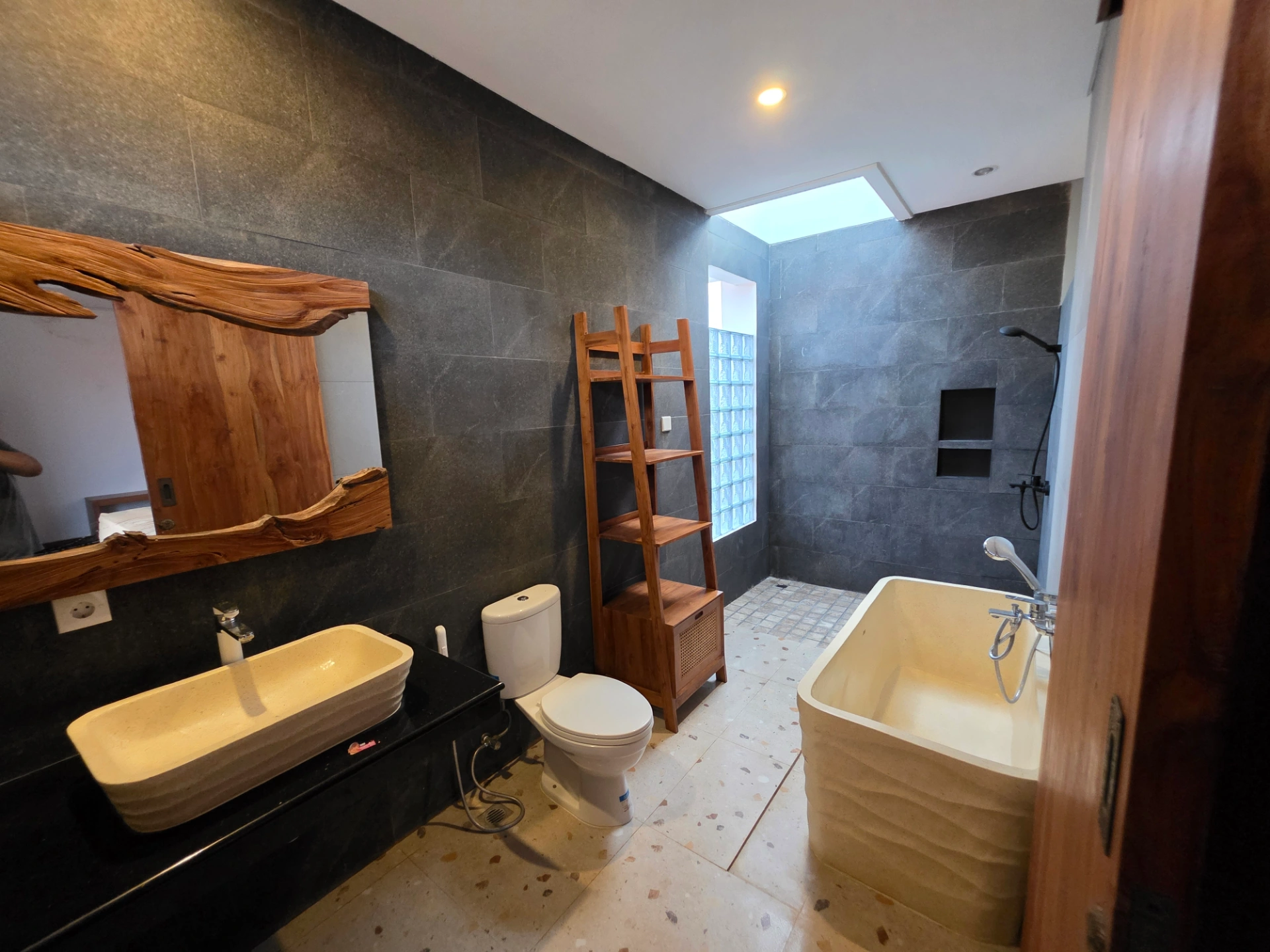 Traditional New Villa THE VILLAGE SANUR Bali (Villa Elena) 4BR Large PrivatePool, 4-bed villa for rent in Sanur – photo 15 of 15