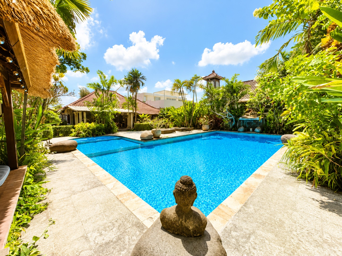 Big Garden 3BR Villa for Rent at Umalas, 3-bed villa for rent in Canggu – photo 3 of 15