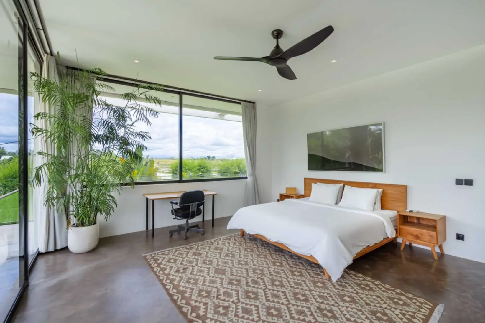 4-Bedroom Villa with Spacious Garden and Mount Agung Vista in Kaba-Kaba, 4-bed villa for rent in Tabanan – photo 7 of 15