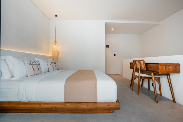 Live in the Heart of Canggu — Modern 1BR Loft Villa in Pererenan, 1-bed villa for rent in Pererenan – photo 14 of 15