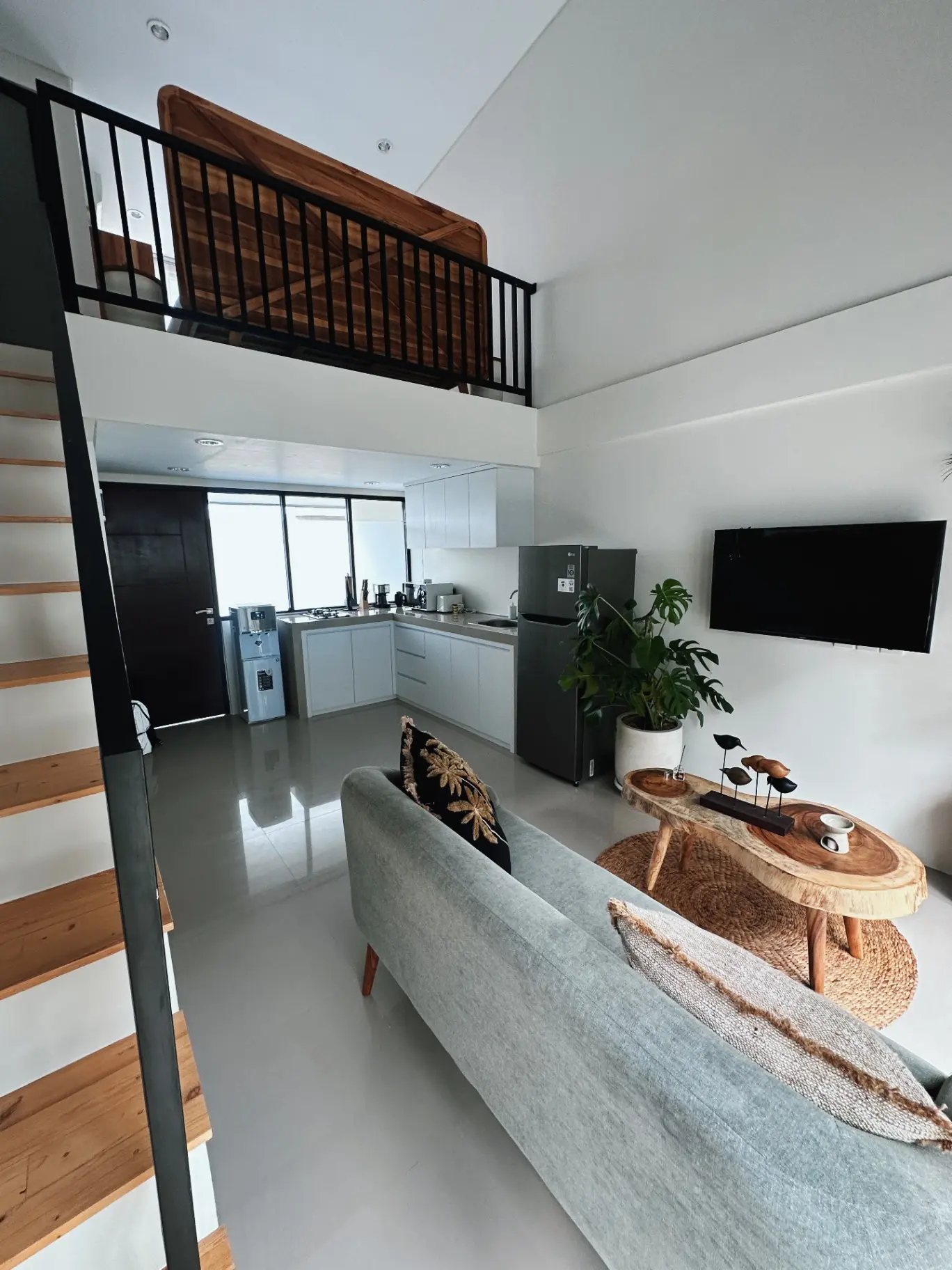 Your Own Private Oasis: New 1-Bedroom mezzanine Apartment in Tumbak Bayuh, Pererenan!, 1-bed villa for rent in Pererenan – photo 8 of 11