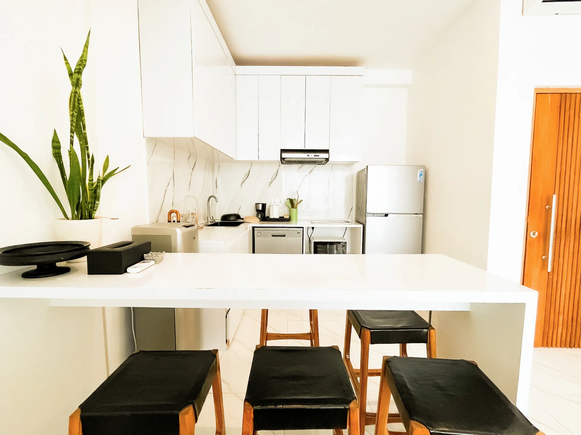 Chic 3BR Apartment at Seminyak - Loft 360 'Unit Canggu', 3-bed villa for rent in Seminyak – photo 4 of 12