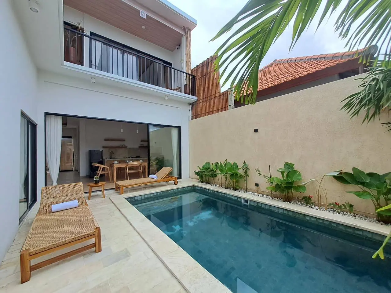 Stylish Two Bedroom Villa in Canggu, 2-bed villa for rent in Canggu – photo 7 of 15