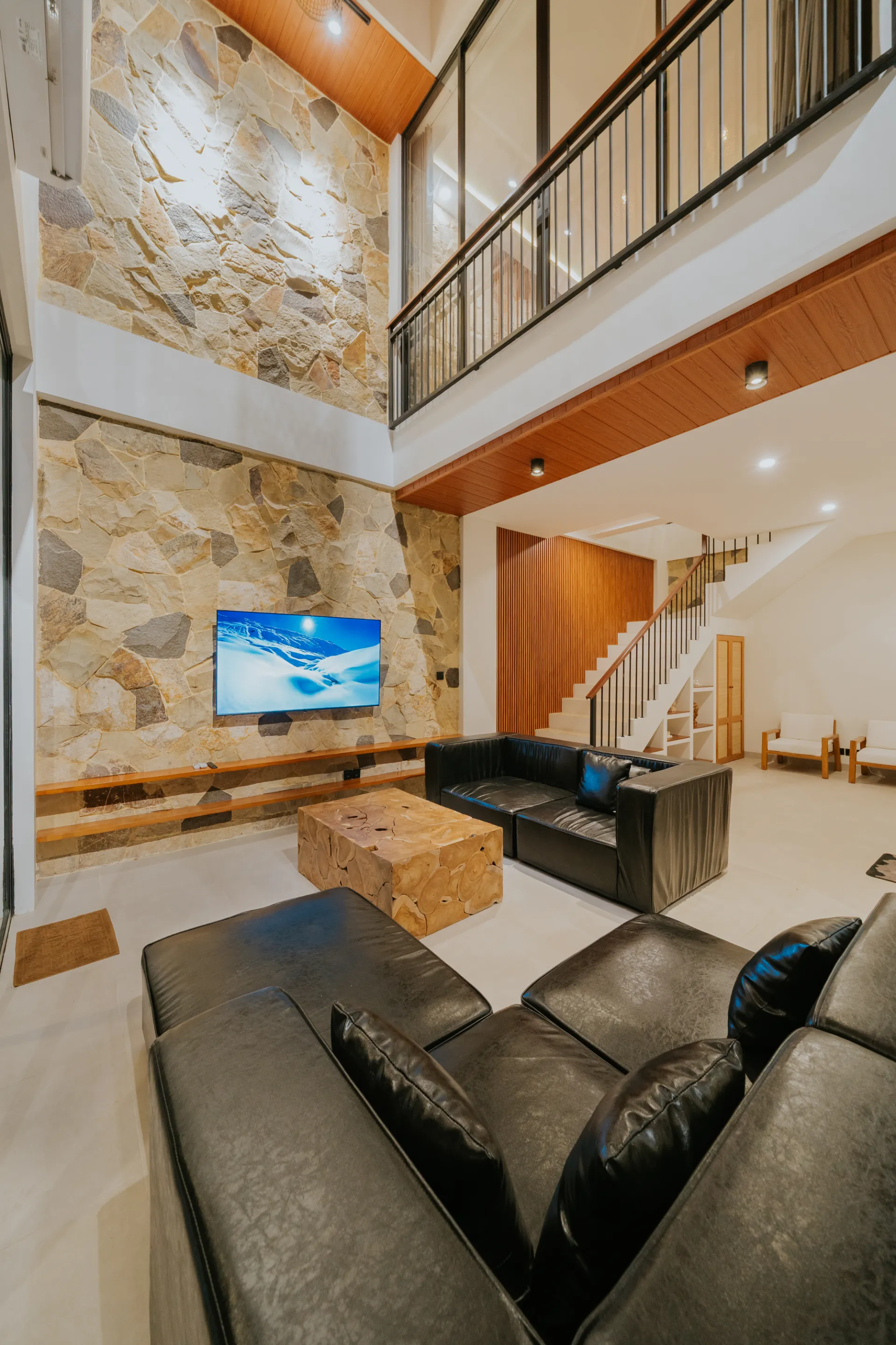 New 3 BR villa with pool near Pandawa beach, 3-bed villa for rent in Nusa Dua – photo 9 of 15