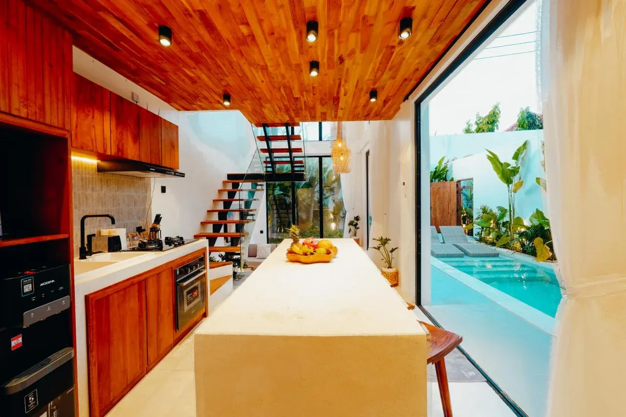3 Bedroom Villa Furnished for Monthly & Yearly Rent in Umalas, 3-bed villa for rent in Canggu – photo 3 of 10