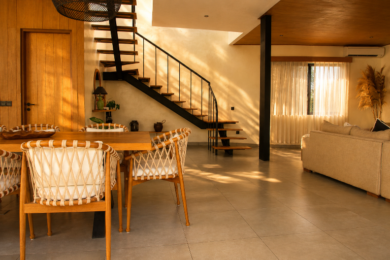 Modern 3BR Villa with Sunset Balcony, Private Pool & Rice Field Views, 3-bed villa for rent in Seseh – photo 4 of 15