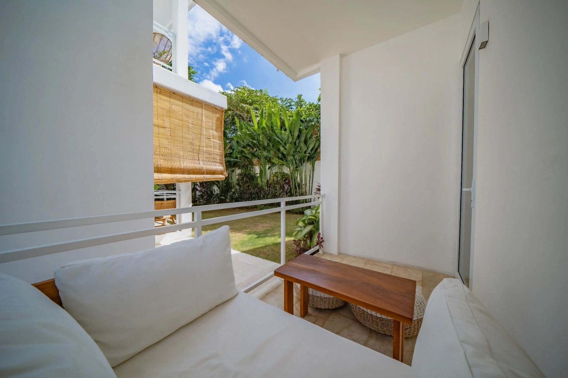 Apartement For Rent 1 Bed In Batu Bolong,Canggu Bali, 1-bed villa for rent in Canggu – photo 7 of 15