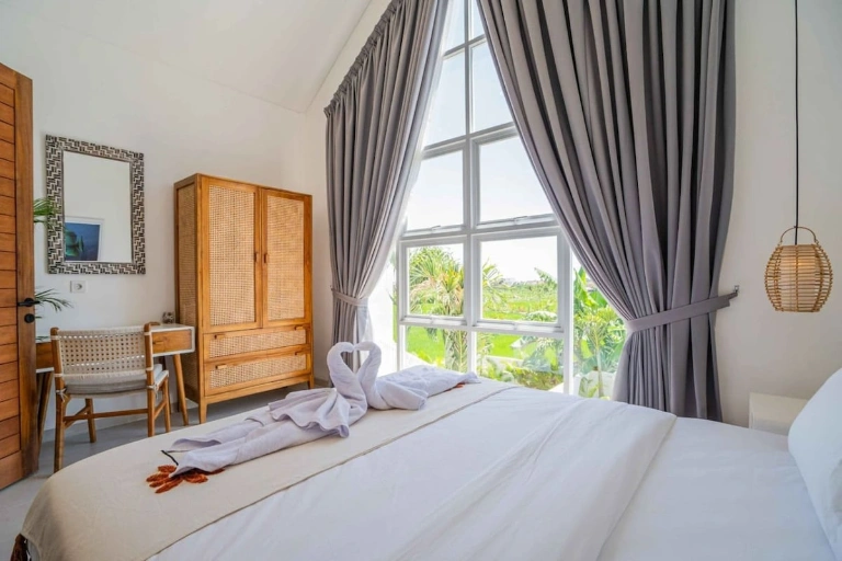 Private 2BR Sunset Villa in Tumbak Bayuh, 2-bed villa for rent in Pererenan – photo 2 of 15