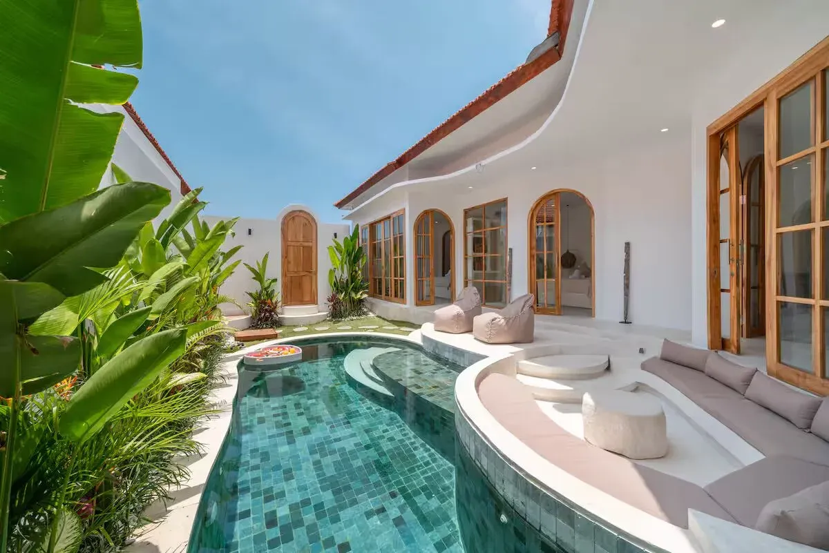 3 Bedrooms Villa in Canggu, 3-bed villa for rent in Canggu – photo 10 of 15
