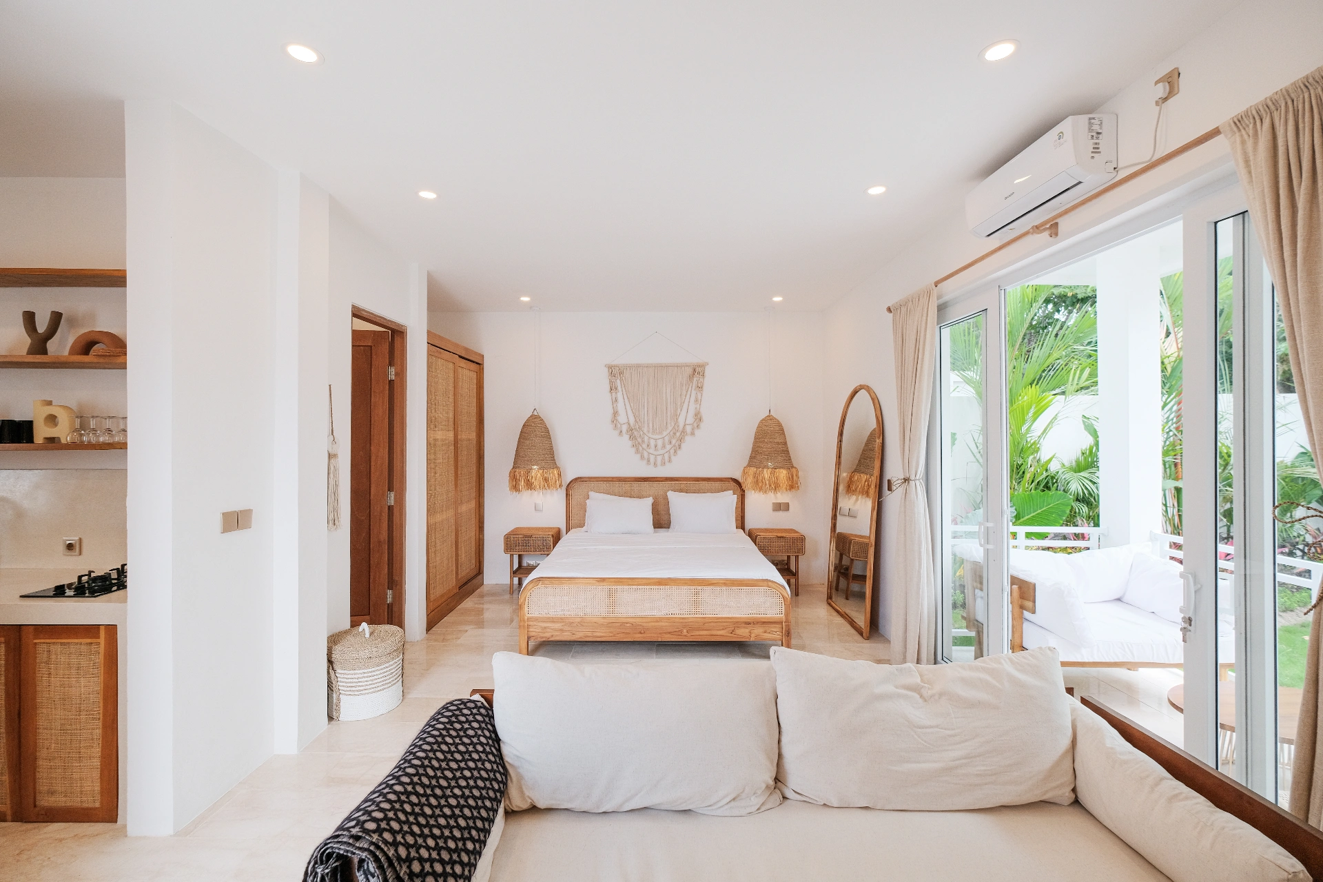 Haus Canggu (Unit 5) | 1BR Apartment | Batu Bolong, Canggu, 1-bed villa for rent in Canggu – photo 4 of 5
