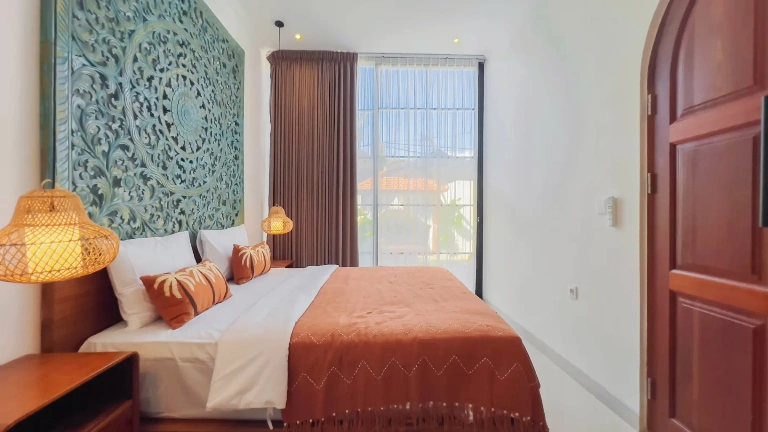 3 Bedroom Modern Villa for Monthly and Yearly Rent in Berawa, 3-bed villa for rent in Canggu – photo 11 of 15