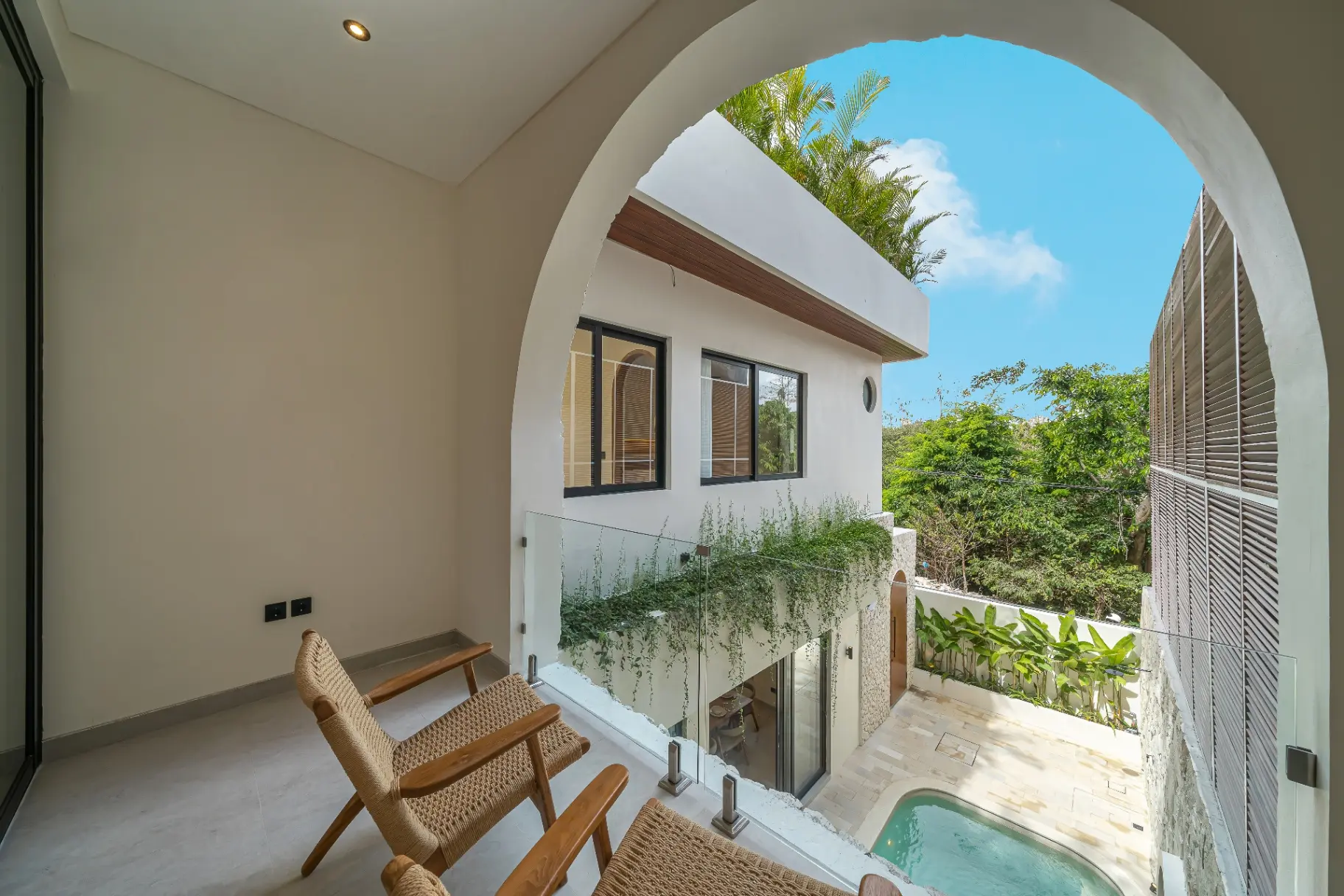 Villa West Heaven KL 1 – Brand New 3BR Villa with Jacuzzi & Rooftop in Balangan, 3-bed villa for rent in Uluwatu – photo 5 of 15