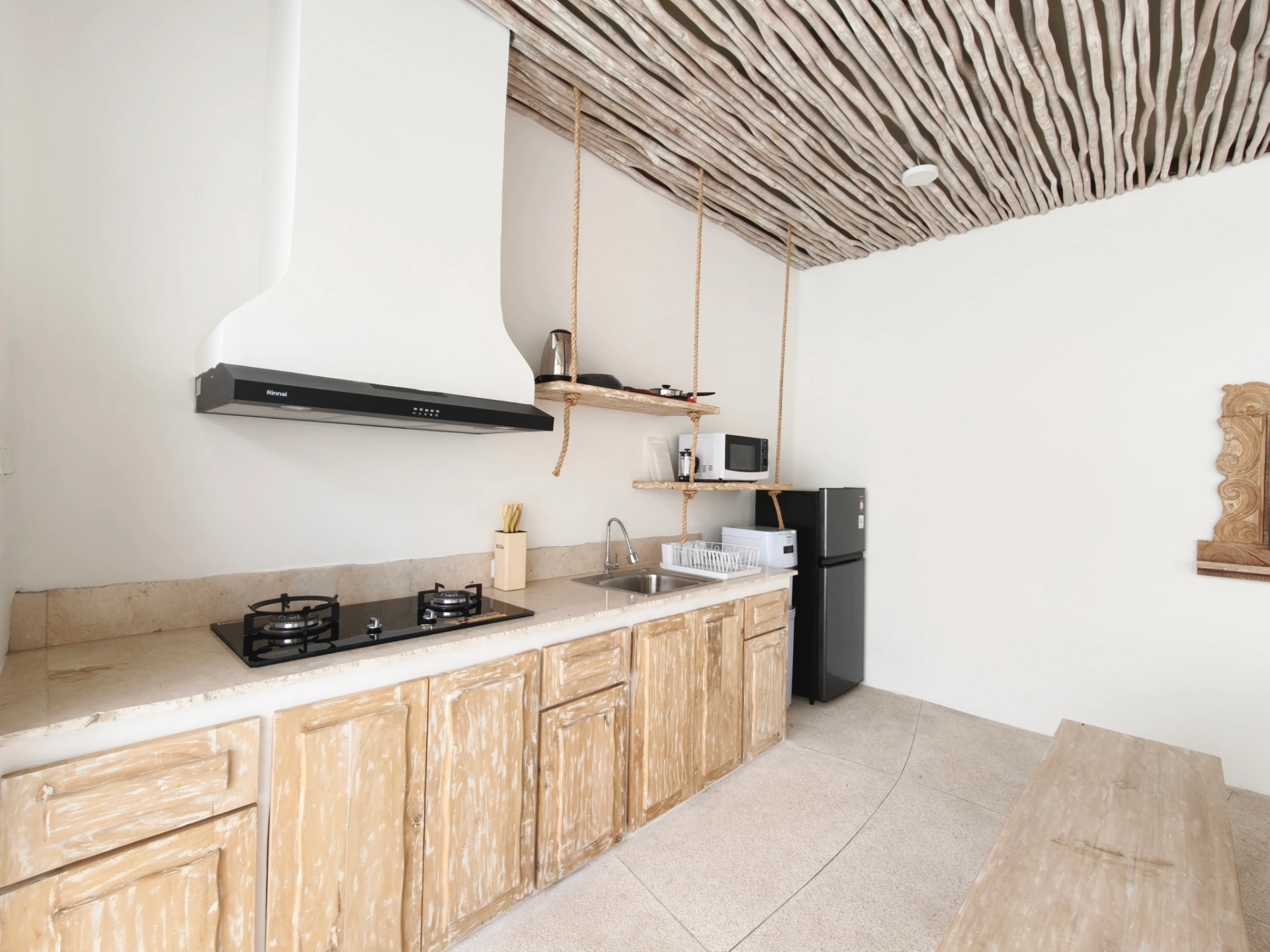 Suilaya Villa - Spacious 3 Bedroom Pool Villa near Bingin, 3-bed villa for rent in Uluwatu – photo 6 of 15