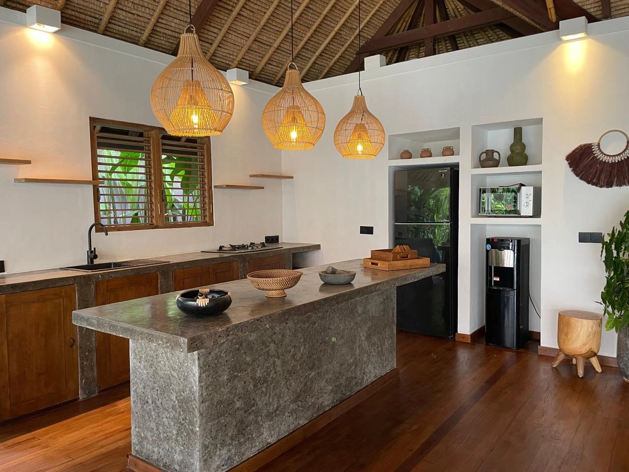 Villa For Rent 4 Bed In Canggu,Badung Bali, 4-bed villa for rent in Canggu – photo 12 of 15