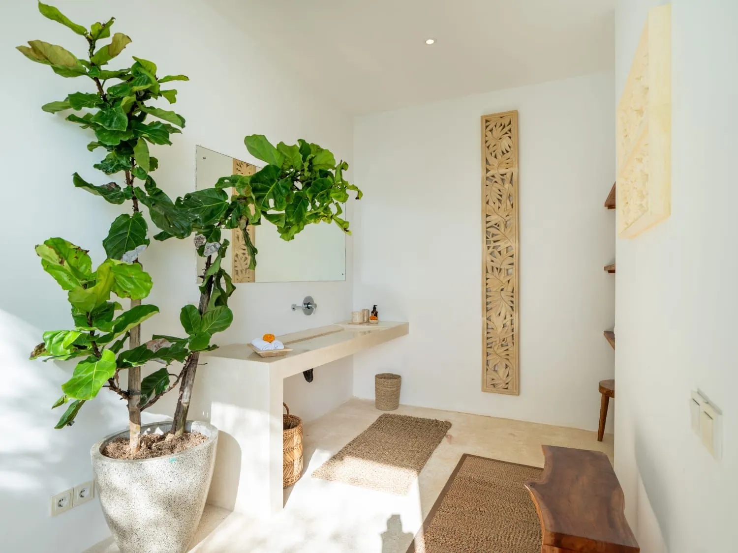 5 Bedrooms Luxury Villa Walking Distance to Echo Beach, 5-bed villa for rent in Canggu – photo 5 of 15