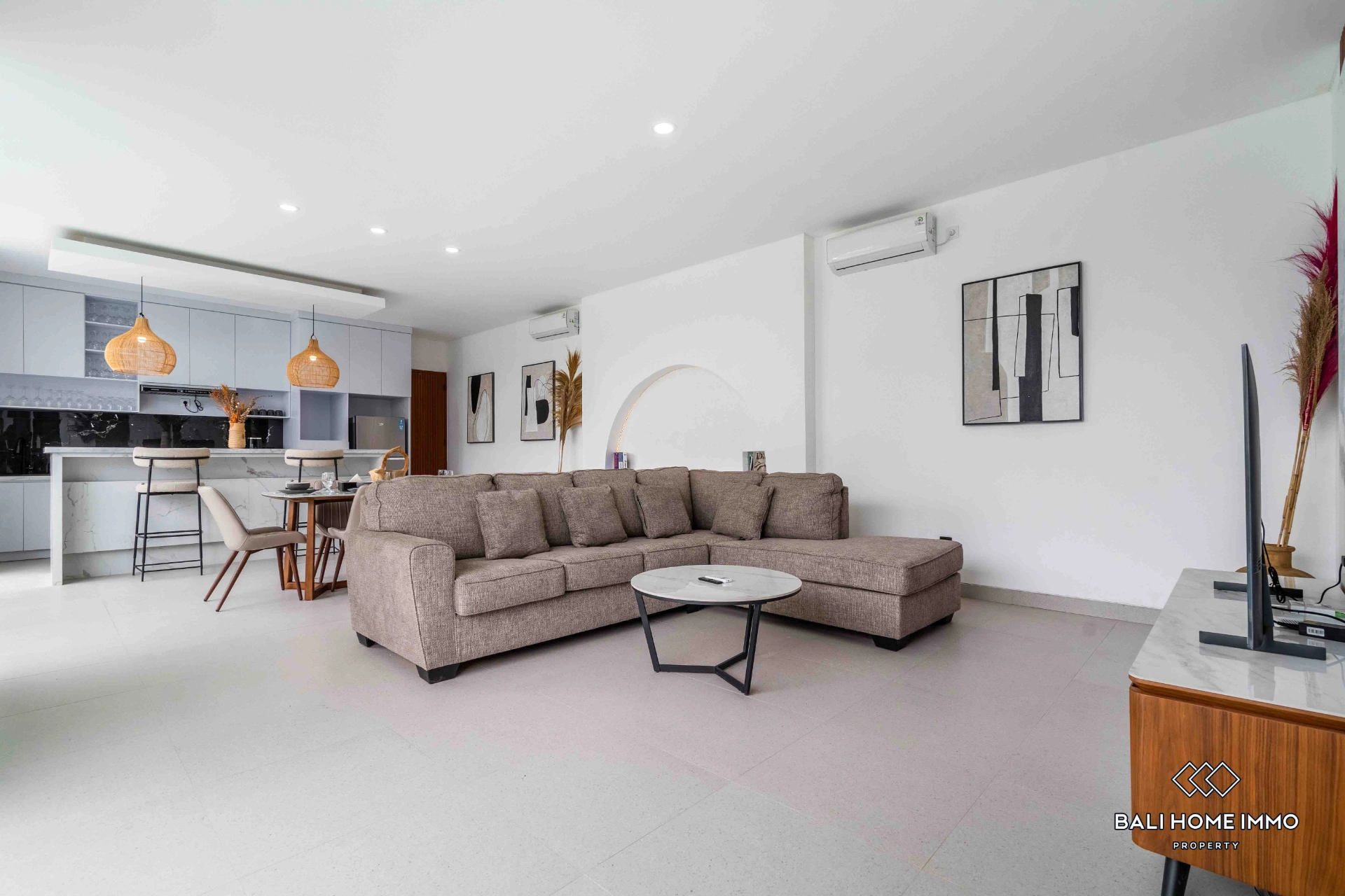 Stunning with Ocean View 3 Bedrooms Villa for Monthly Rental in Ungasan, 3-bed villa for rent in Uluwatu – photo 5 of 15