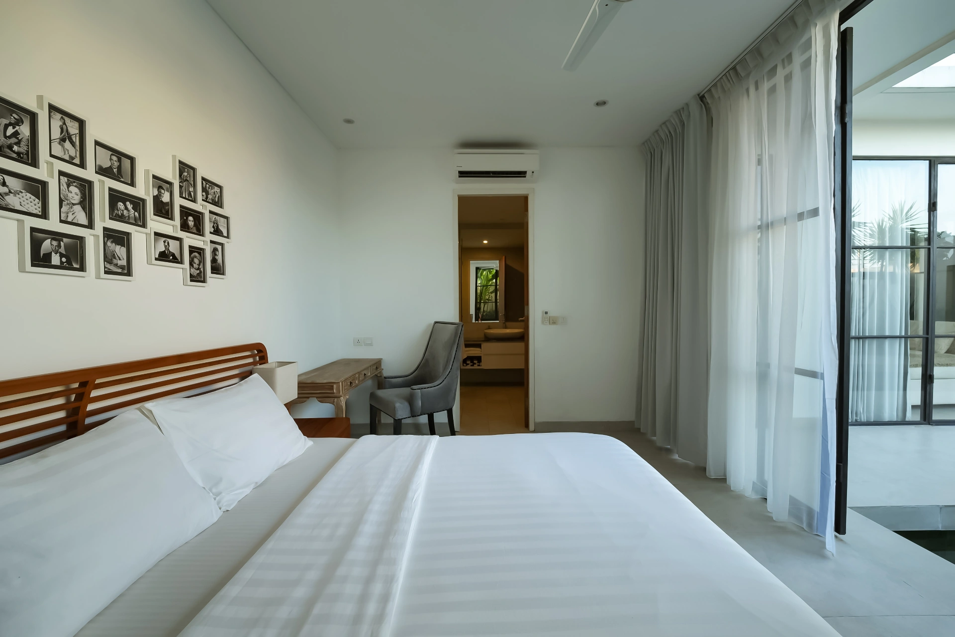 Modern Bright and Airy Residence in Umalas, 4-bed villa for rent in Canggu – photo 5 of 11