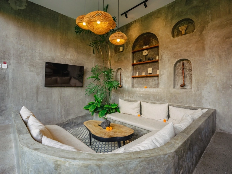 Industrial 2BR Villa Private Pool for Monthly or Yearly Rental – Canggu, Bali, 2-bed villa for rent in Canggu – photo 2 of 15