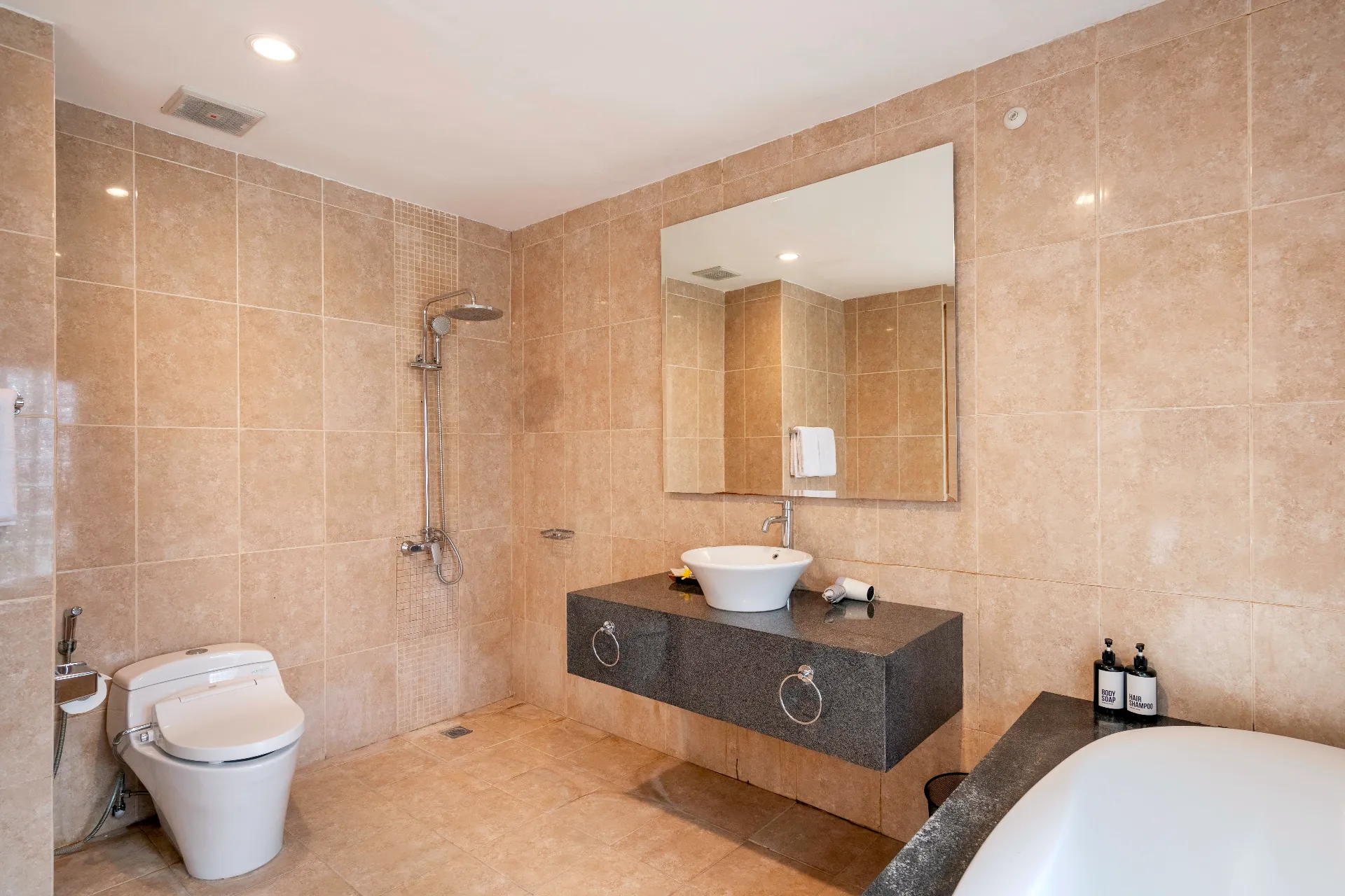 Kings Villas Sanur - 3 Bedroom Pool Villa, 3-bed villa for rent in Sanur – photo 13 of 15